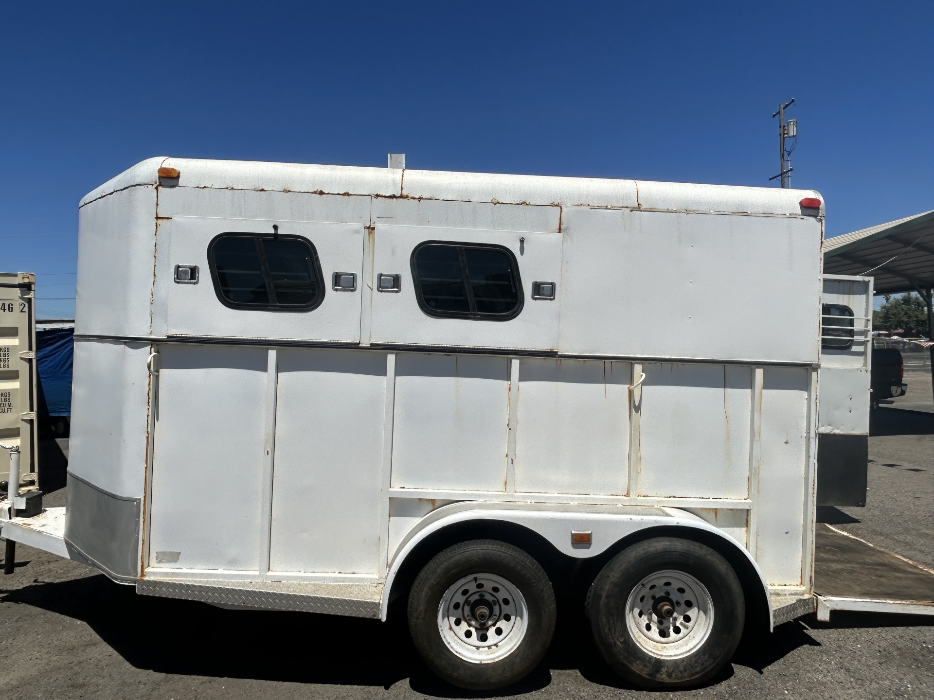 RV for sale: 1995 Two Horse Trailer Slant 25' in Lodi Stockton CA - Lodi  Park and Sell