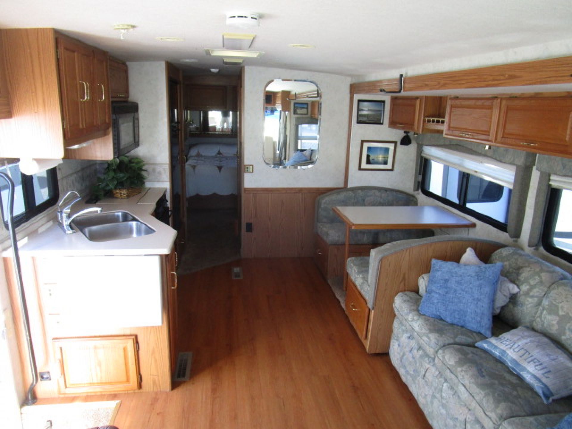 Rv For Sale Winnebago Adventurer In Lodi Stockton Ca Lodi Park And Sell