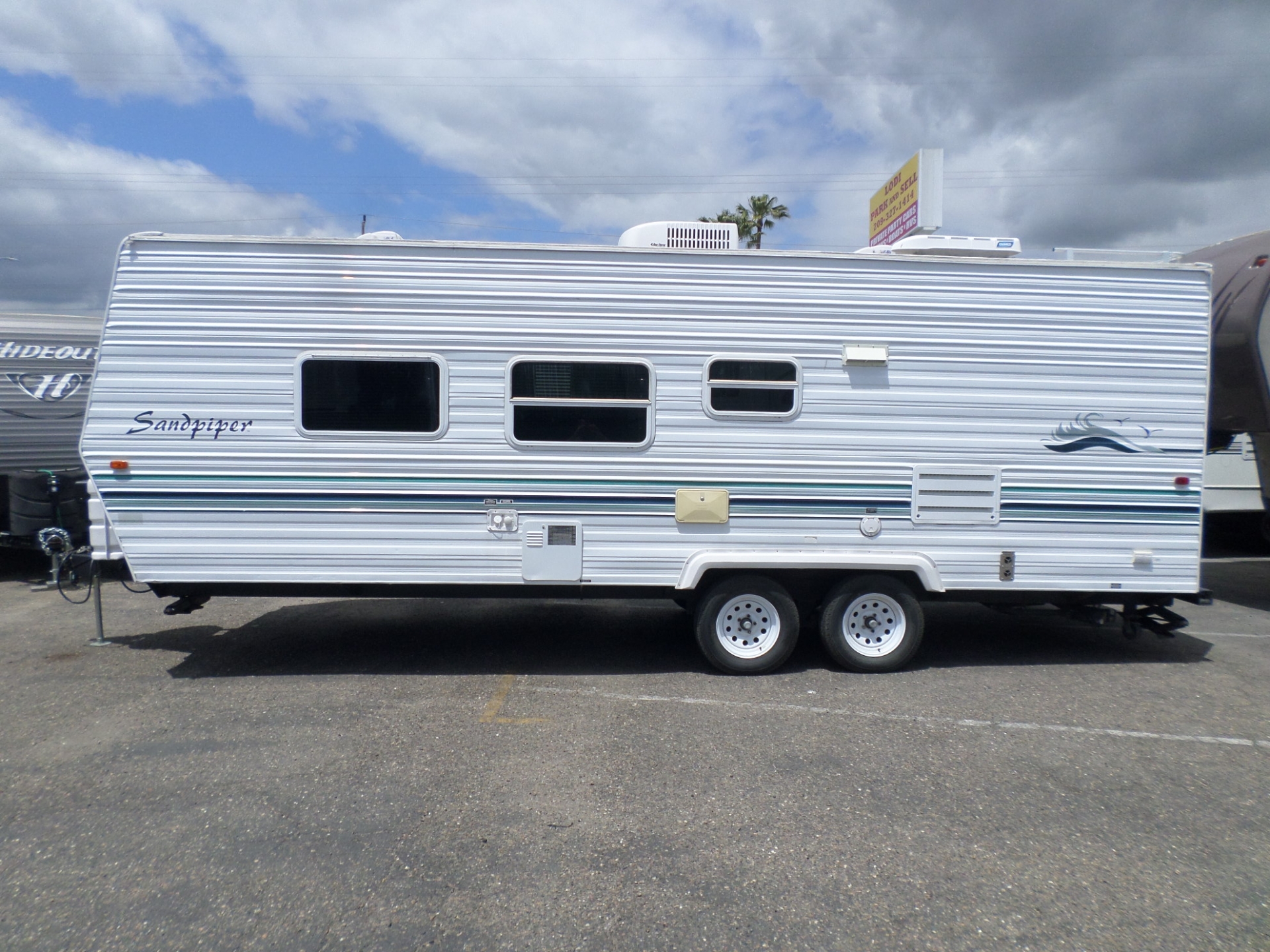 used travel trailers in california