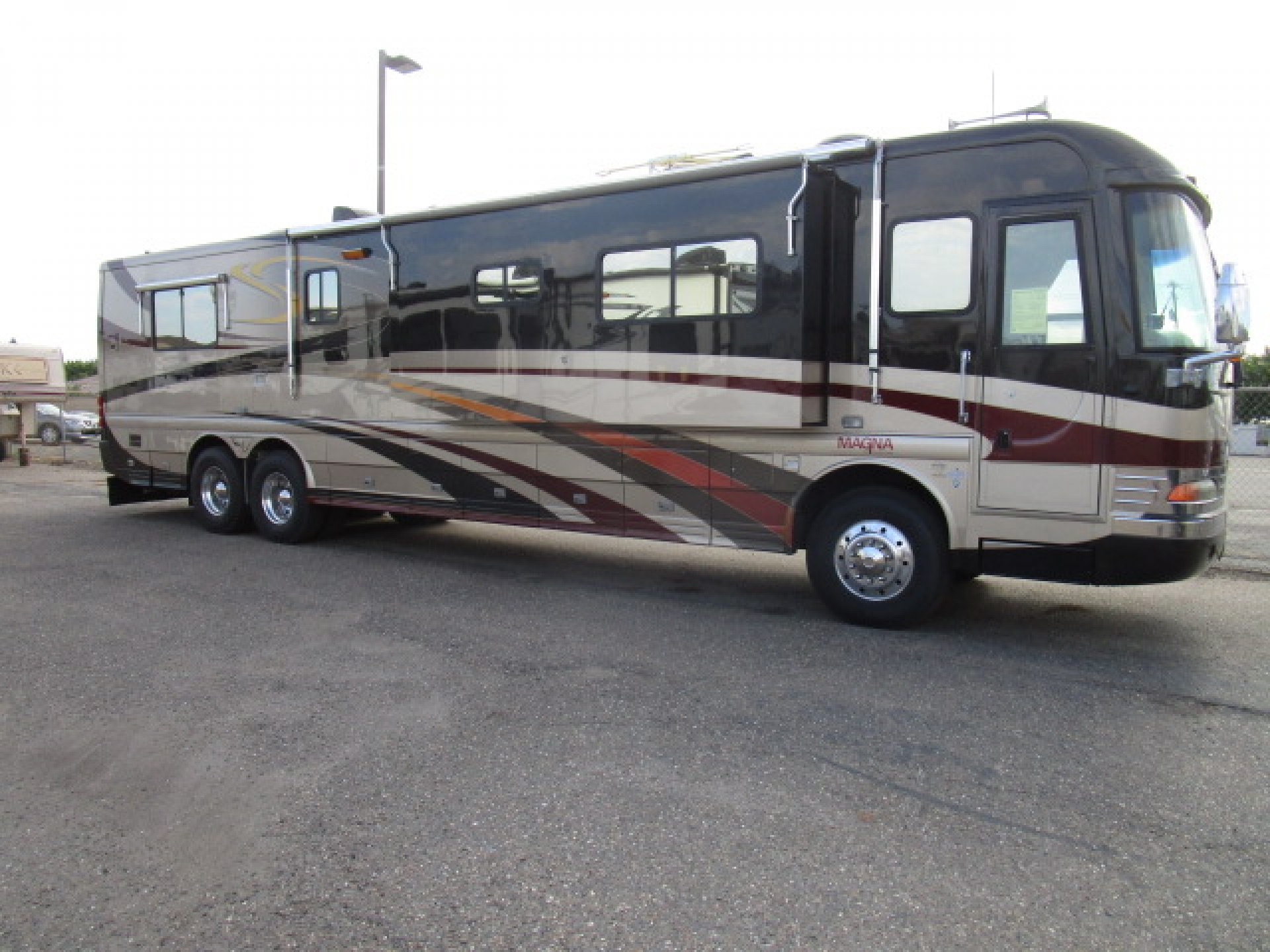 RV for sale: 2003 Magna Class A Motorhome Country Coach Diesel Pusher ...