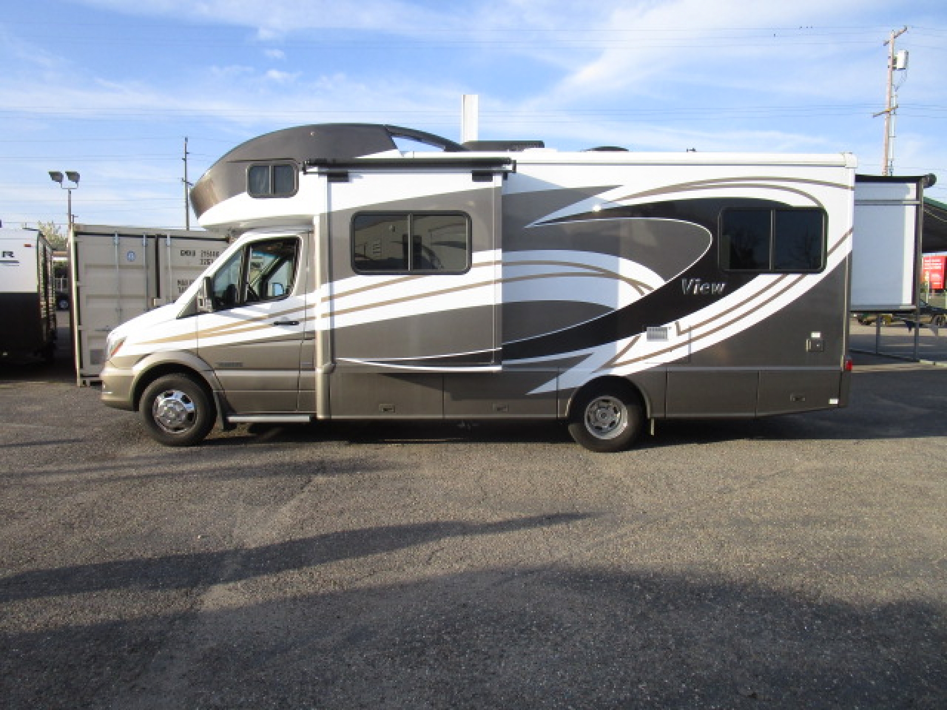 RV for sale 2005 Winnebago Minnie Winnie 31' in Lodi Stockton CA