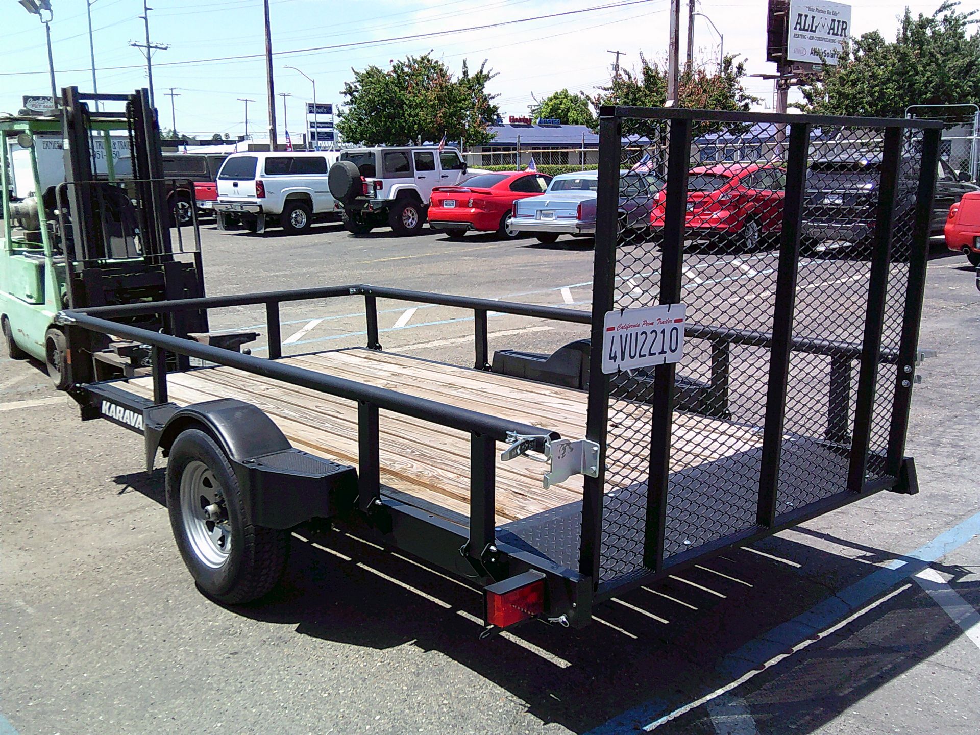 Commercial equipment for sale: 2022 Karavan Dovetail Utility Trailer in ...