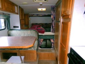 1999 Bigfoot Cabover Camper Fits Long Bed Truck Photo 4