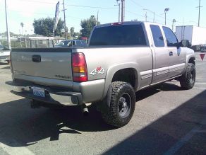 2002 Chevrolet Silverado 2500 HD Photo 3