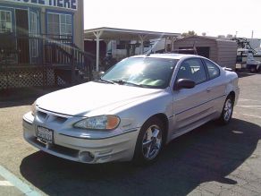 2004 Pontiac Grand Am GT Photo 2