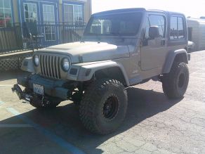 2005 Jeep Wrangler Sport 4X4 6 Speed Manual SUV Photo 2