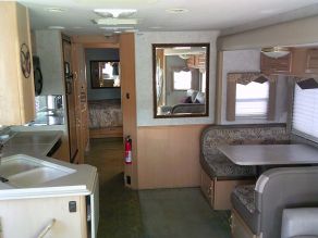 2005 National Sea Breeze LX M- 8341 Motorhome Photo 3