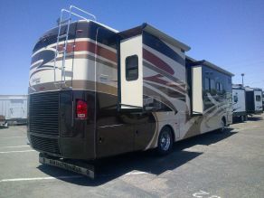 2008 Holiday Rambler Diesel Endeavor 40SKQ Photo 2