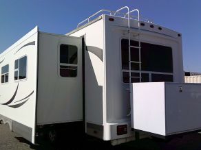 2008 Northwood Arctic Fox Travel Trailer Photo 2