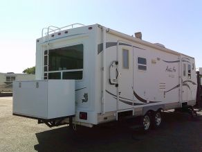 2008 Northwood Arctic Fox Travel Trailer Photo 3