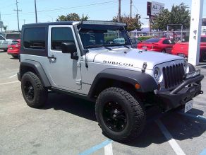 2009 Jeep Wrangler Rubicon Photo 2