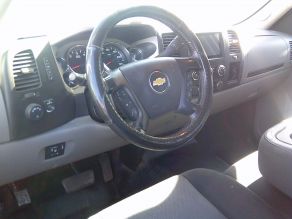 2013 Chevrolet Silverado 2500HD Crew Cab Photo 5