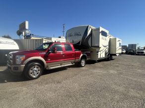 2016 Evergreen Bayhill 295RL 5th Wheel Ford F250 4X4 Diesel King Ranch Photo 2