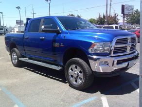 2016 Dodge Ram Big Horn 2500 Diesel Crew Cab Photo 2