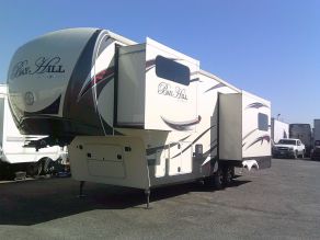 2016 Evergreen Bayhill 295RL Fifth Wheel Trailer Photo 2