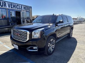 2018 Gmc Yukon Denali XL 4X4 SUV Photo 2