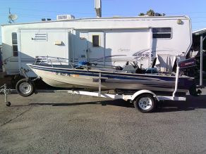 1998 Crestliner Aluminum Fishing Boat  16'