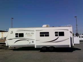 2008 Northwood Arctic Fox Travel Trailer Photo 1