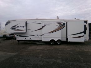 2011 Keystone 5th wheel Alpine 3450RL  40'